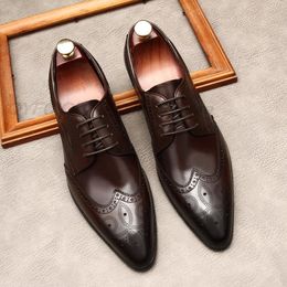 Handmade Mens Fashion Oxford Shoes High Quality Genuine Leather Brogue Coffee Colour Black Business Wedding Dress Shoes For Men