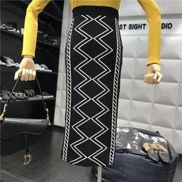 Skirts Bump Colour Stripe Geometry Design High Waist Pencil Skirt Women Sexy Bodycon Ladies Knitting Black