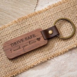 Custom Logo Wood Keychain Personalised Engraving Walnut Cherry Maple Bamboo Wood Key Chain for iPhone 12 13 Pro Max B171