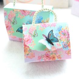AVEBIEN 20pcs Beautiful Butterfly and Flower Wedding Candy Box Candy Bag Baby Shower Wedding Favours Chocolate Paper Gift Box 210724