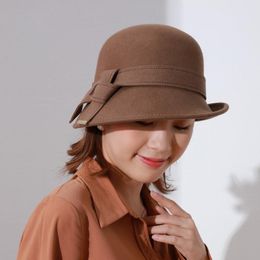 wool gatsby cap Canada - Stingy Brim Hats Winter Hat For Women 1920s Gatsby Style Flower Warm Wool Fedora Cap Ladies Cloche Bonnet Femme Felt Fedoras