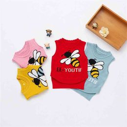 Cute Bee Baby Girls Sweaters Vest Autumn Winter Toddler Clothes Kids Sweaters Soft Warm Sleeveless Waistcoat Knitted Sweater 210713