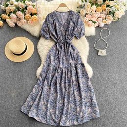 Women's Fashion Summer V-neck Lace-up Waist Slim Retro Floral Print A-line Casual Dress Clothes Vestidos S072 210527