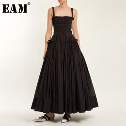 [EAM] Spring Summer Fashion New Solid Color Casual Women White Sling Backless Pleated Shrink Waist Slim Vintage Dress LA670 210309