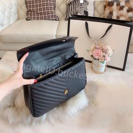 Wallets Luxury Designer Envelope Bags College Totes Plain Synthetic Leather Chain Top Handle tote bag Interior Zipper Pocket Women262J