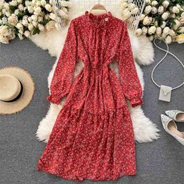 Lady Retro Flower Print Dress Autumn Women's Fashion Sweet Wood Ear Stand Collar High Waist Thin Elegant Vestidos P684 210527