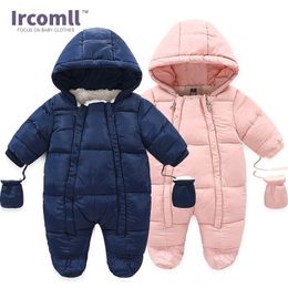 Ircomll Warm Infant Baby Jumpsuit Cotton Down Rompers Hooded Inside Fleece Boy Girl Winter Autumn Overalls Children Outerwear 210309