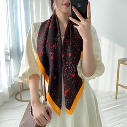 -Schals 2021 Stil Chinesische Qualität 90 * 90 Seide Frühling und Sommer Damen Strand Schal Turban Fashion Print Schal Dame Nette Quadrat