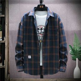 autumn Men's Plaid Long Sleeve Shirt Classic fashion casual work shirt Colour matching Loose top Handsome shirt jacket 210531