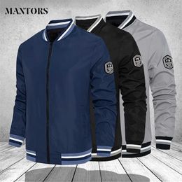 Men Bomber Jackets Autumn Fashion Casual Solid Slim Coats Men's Overcoat Arrival Baseball Jacket Male Outwear Top 4XL 211126