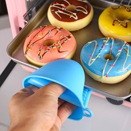 Silicone Heat Resistant Gloves Clips Insulation Non Stick Anti-slip Pot Bowel Holder Clip Cooking Baking Oven Mitts RRD12128