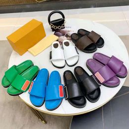 Luxury brand name shoes fashion classic sandals slippers spring and Scuffs summer leather ladies beach cool flat heel 35-42 water table 4CM advance