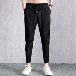 Erkek Katı Renkler Spor Pantolon Moda Trend Spor Orta Bel Buz Ipek Sweatpants Bahar Erkek Yeni İpli Esneklik Koşu Pantolon