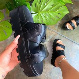 Luxury Sexy Trendy Women Sandals Thick Platform Wedges Heel Pu Leather Weave Height Increasing Outdoor Beach Casual Shoes Ladies Y0721
