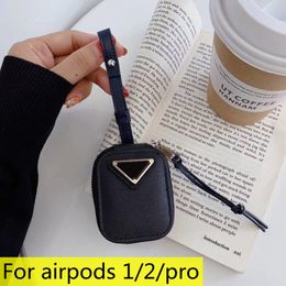 Luxury Designer Headphone Accessories Airpods Case 1 2 3 Top Quality Airpod Pro Cases PU Leather Letter Print Black Canvas Protection Earphone Package Key Chain
