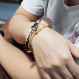 Punk Alloy Statement Cuff Bangle for Women Geometric Exaggerate Bangle Bracelets Accessories Jewellery Ukmoc Q0717