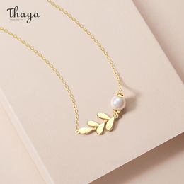 Thaya S925 Silver Freshwater Pearl Necklace Olive Leaf Necklace Pendant Silver Zircon 45cm Elegant For Women Fine Jewellery Gift Q0531