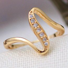 Wedding Rings Simple Style Twisted Rhinestone Ring For Women Fashion Statement Gold Colour Finger Jewellery Size 7 8 9