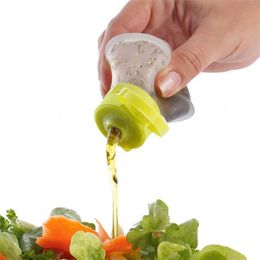 Dressing 2 Go Silicone Salad Bottle Soft Easy To Clean Oil Bottles Safety Home Kitchen Tools Creative LLD10583