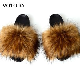 New Fluffy Faux Fur Slides Women Fur Slippers Furry Raccoon Sandals Fake Fox Fur Flip Flops Home Fuzzy Woman Casual Plush Shoes 210310