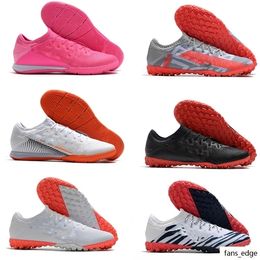 cristiano ronaldo pink boots