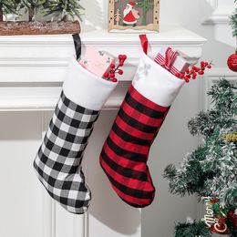 Plaid Christmas Stocking Gift Bag Black and Red Thin Plush Christmass Stockings Gifts Pendant Santa CandyBag Decorations WH0008