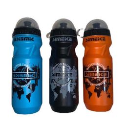 water bottle New Mountain Bike Cycling Sports Water 650ml Plastic Bottle Dust Cover Design Outdoor Supplies Riding Equipment