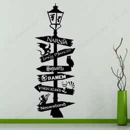 Fandom Lamp Sign Road Sign Wall Sticker Vinyl Fairy Tales Geek Books Nursery Decor Cartoon Decal Kids Room Playroom Mural A684 210310