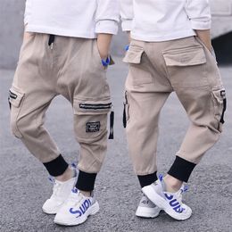 hot 4-13 years old boys pants spring autumn children's trousers Cotton big pockets zipper spliced cargo pants Labelling 2 Colours 210306