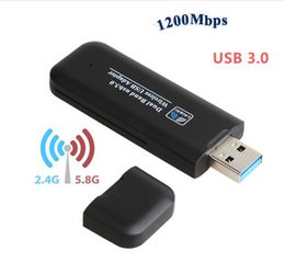 -USB Wi-Fi Fecheters Wireless Adaptadores RTL8812BU AP USB3.0 Adaptador de Rede 1200Mbps Dual Band WiFi Dongle / Receptor para Laptop Desktop