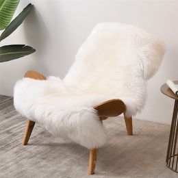 Premium Quality Genuine Sheepskin fur 1 Pelt Rug for chair ,single side shaggy sheep skin fur blanket for home decoration 210301