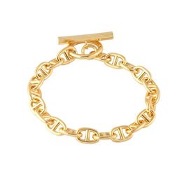 2022 Designer Bracelet Luxury Designer Jewellery Nose Chain OT Buckle American Girl Doll Stainless steel For Men Women Charm Bracelets Fashion Design Jewellery