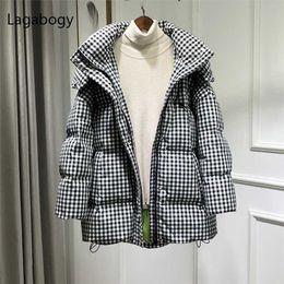 Lagabogy Winter Coat Women Hooded Black White Plaid Puffer Jacket 90% White Duck Down Parkas Thick Warm Loose Outwear 211126