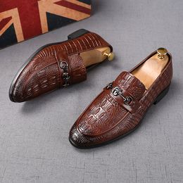 Sexy Crocodile pattern Men Dress Shoes black brown gentleman Groom core Used for Wedding Oxford Footwear