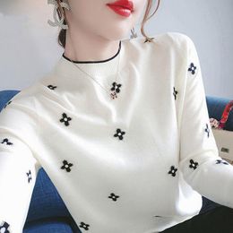 Women's Sweaters Delicate Embroidered Sweater Woman Autumn And Winter Slim Large Undershirt Students Han Version Of Long-sleeved Swearter