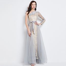 Women's Runway Dresses Sexy One Shoulder Embroidery Sash Belt Two Pieces Fashion Maxi Party Prom Designer Gown