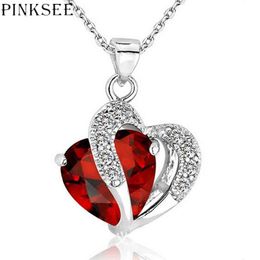 PINKSEE Vintage Natural Stone Crystal Rhinestone Heart Hollow Pendant Necklaces Chain Necklace for Women Jewellery