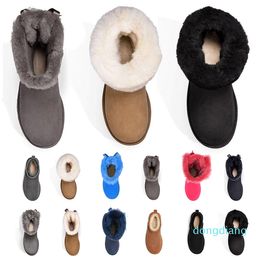 Tasarımcı-Kadınlar Kış Kar Botları Luxurys Tasarımcılar Kestane Pembe Üçlü Siyah Donanma Gri Bayan Ayakkabı Boyutu 36-41