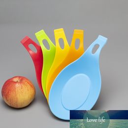1pcs Food Grade Silicone Spoon Mat Silicone Heat Resistant Placemat Tray Spoon Pad Drink Glass Coaster Hot Sale Kitchen Tool