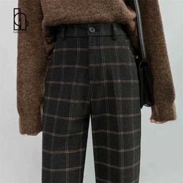 Luck A Autumn Winter Women Plaid Pencil Pants Woollen Straight Trousers Female High Waist Loose England Style Ankle-length Pants 211216