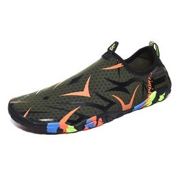 Comfortable Breathable Quick-Dry Outdoor Men and Women's Couples Upstream Shoes Beach Swimming Soft Bottom Wading Y0717