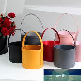 High Quality Flower Bucket Flower Gifts Box Portable Bouquet Packaging Boxes Leather Large Round Floral Wrapping Supplies1 Factory price expert design Quality