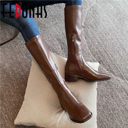Concise Side Zipper Genuine Leather Knee-High Ladies Boots Square Tor Thick Heels Pumps Winter Party Basic Shoes Woman 210528