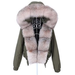 Lavelache Winter Short Women Real Fur Coat Natural Raccoon Fur Collar Detachable Winter Parka Bomber Jacket Waterproof 211122