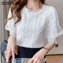 Lace Hollow Out Blouse Women Design Chic Tops Korea Japan Style Loose Short Sleeve Peplum Puff Shirts 210601
