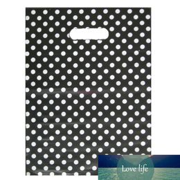 Wholesale 50pcs/lot Round Dots Black Plastic Gift Bag 25x35cm Jewellery Boutique Packaging Plastic Shopping With Handle
