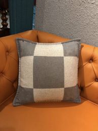 TOP Quailty 100% WOOL Cushion/Decorative Pillow 5 colors cushons have filling