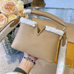 Luxurys Shopping Bags Women's Soft Touch Handbags Casual Style Ladies Fleece Pure Colors Designers Shoulder Bags Multicolors High 5652
