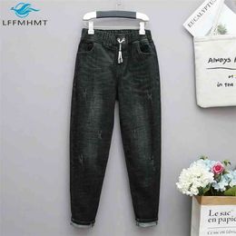 3323 Spring Summer Fashion Women Large 100kg Casual Loose Female Elastic Waist Oversize Jean Trousers Jeans Wild Pants 210809