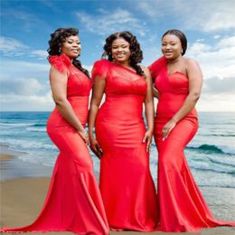 Black Girl 's Red One Shoulder Mermaid Bridesmaid Dresses Draped Sweep Train Garden Country African Wedding Guest Gowns Maid of Honor Dress